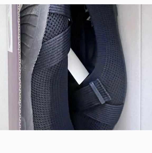 Gloria Vanderbilt DEBBIE Ladies' Flat Navy Blue NEW IN BOX - Picture 2 of 8